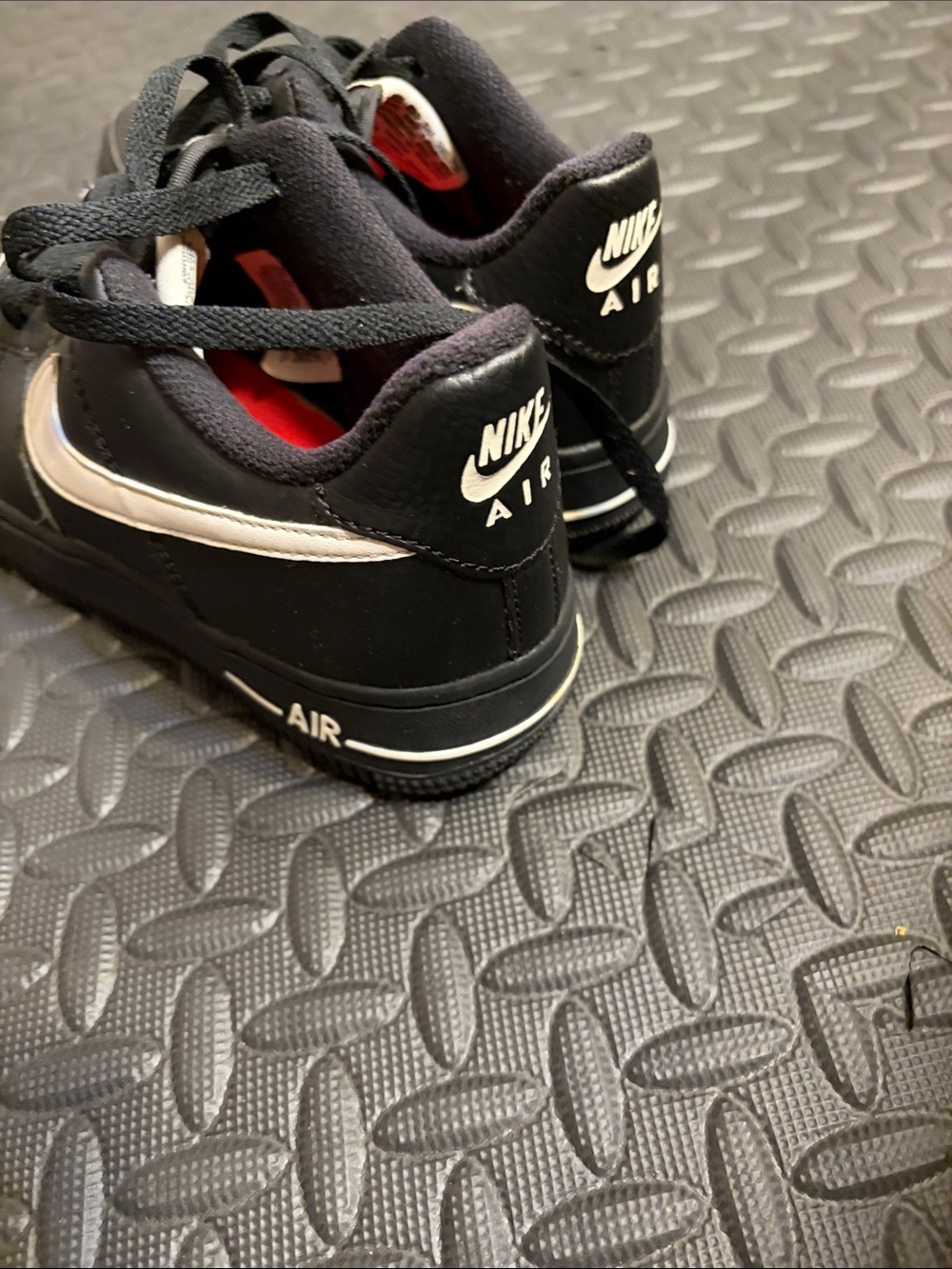 Nike Air Force 1 Low Kids Black Sneakers with White Swoosh and Red Interior - Picture 13 of 13